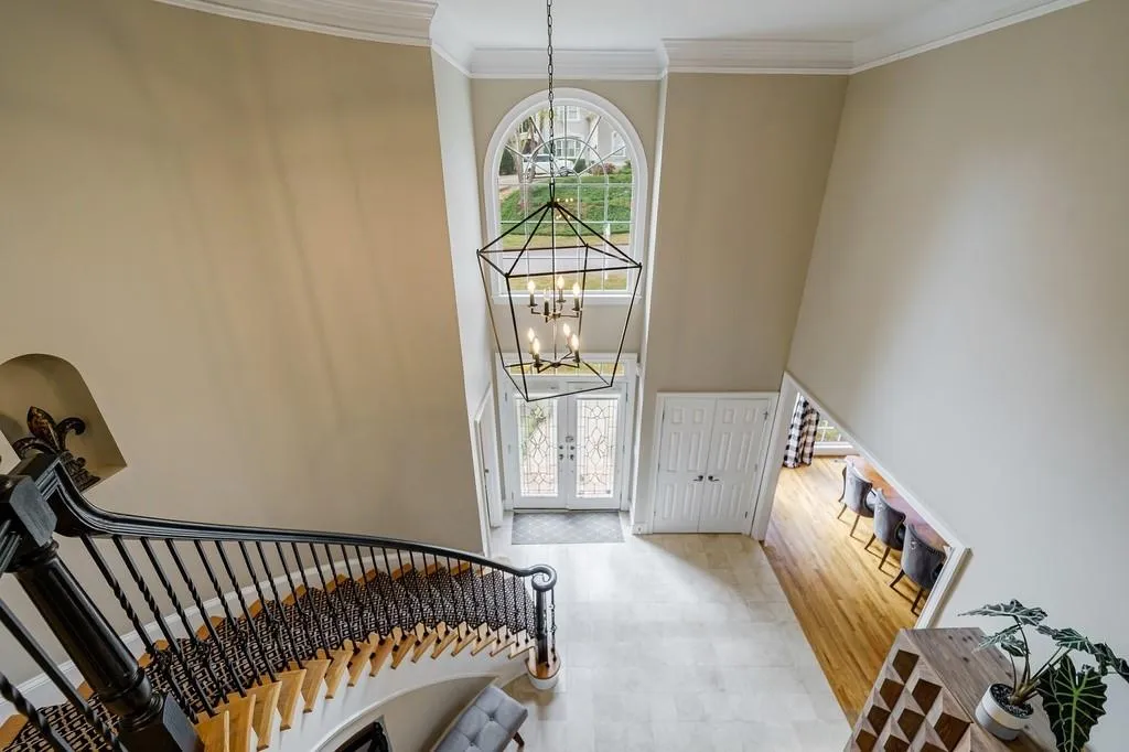 5165 Falcon Chase Lane, Atlanta, Georgia 30342, 5 Bedrooms Bedrooms, ,3 BathroomsBathrooms,Residential,Sold,5165 Falcon Chase Lane,7029830