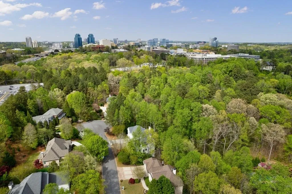 5165 Falcon Chase Lane, Atlanta, Georgia 30342, 5 Bedrooms Bedrooms, ,3 BathroomsBathrooms,Residential,Sold,5165 Falcon Chase Lane,7029830