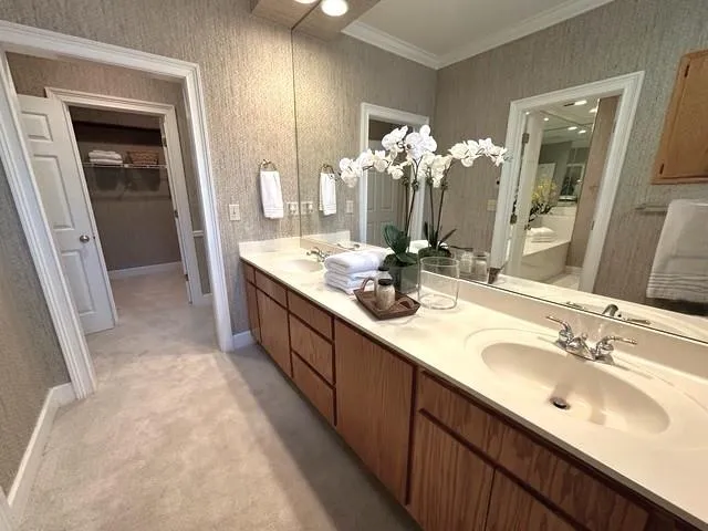 7155 Roswell Road Unit 40, Sandy Springs, Georgia 30328, 3 Bedrooms Bedrooms, ,3 BathroomsBathrooms,Residential,For Sale,7155 Roswell Road Unit 40,7750367