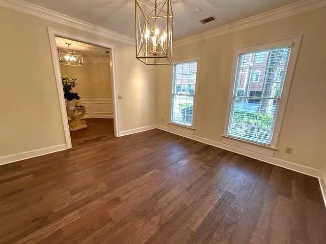 7155 Roswell Road Unit 40, Sandy Springs, Georgia 30328, 3 Bedrooms Bedrooms, ,3 BathroomsBathrooms,Residential,For Sale,7155 Roswell Road Unit 40,7750367