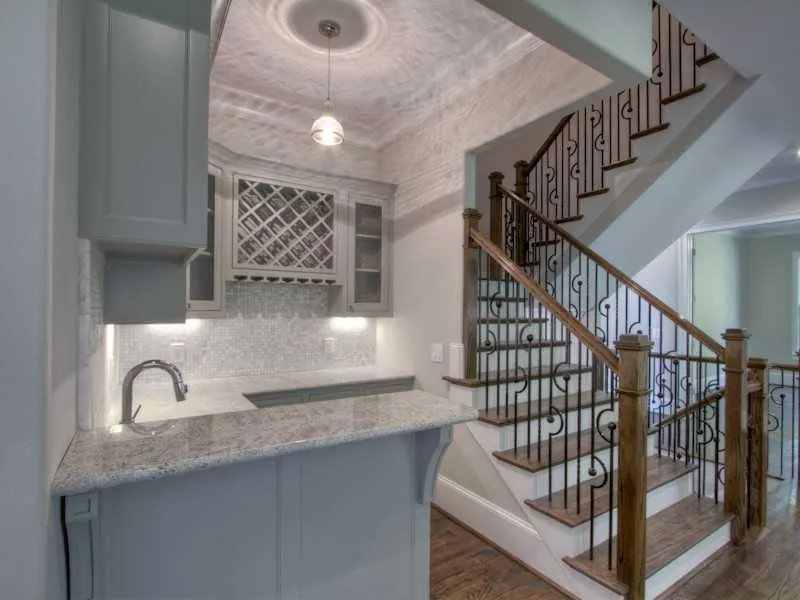 1110 Kingston Drive, Atlanta, Georgia 30342, 6 Bedrooms Bedrooms, ,6 BathroomsBathrooms,Residential,Sold,1110 Kingston Drive,5727597