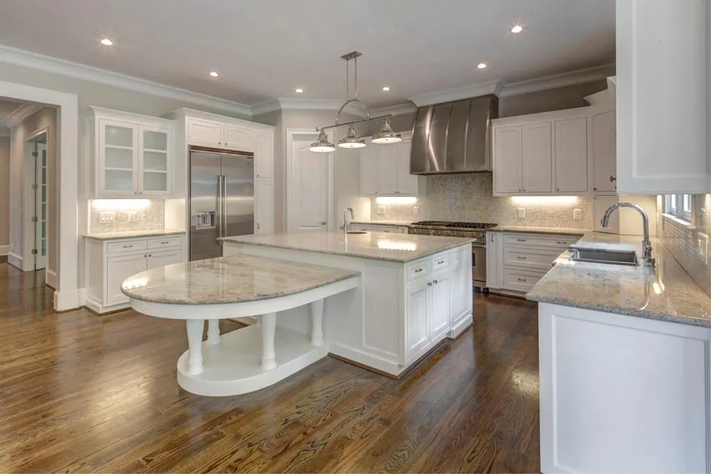 1110 Kingston Drive, Atlanta, Georgia 30342, 6 Bedrooms Bedrooms, ,6 BathroomsBathrooms,Residential,Sold,1110 Kingston Drive,5727597