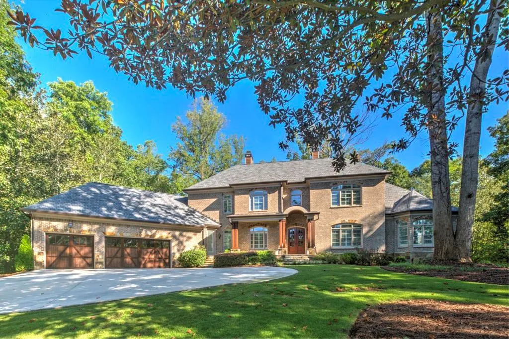 1110 Kingston Drive, Atlanta, Georgia 30342, 6 Bedrooms Bedrooms, ,6 BathroomsBathrooms,Residential,Sold,1110 Kingston Drive,5727597