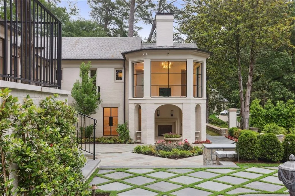 3625 Tuxedo Road Nw, Atlanta, Georgia 30305, 6 Bedrooms Bedrooms, ,7 BathroomsBathrooms,Residential,For Sale,3625 Tuxedo Road Nw,7643184