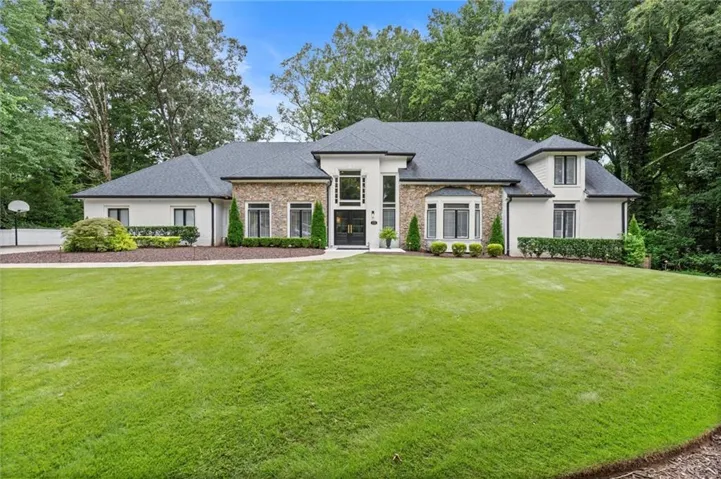 1460 Lakemist Court, Roswell, Georgia 30075