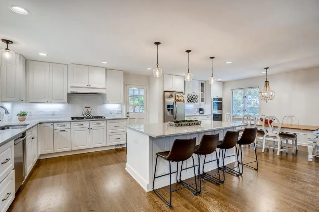 5780 Kayron Drive, Atlanta, Georgia 30328, 4 Bedrooms Bedrooms, ,3 BathroomsBathrooms,Residential,Sold,5780 Kayron Drive,6866679 5780 Kayron Drive, Atlanta, Georgia 30328, 4 Bedrooms Bedrooms, ,3 BathroomsBathrooms,Residential,Sold,5780 Kayron Drive,6866679