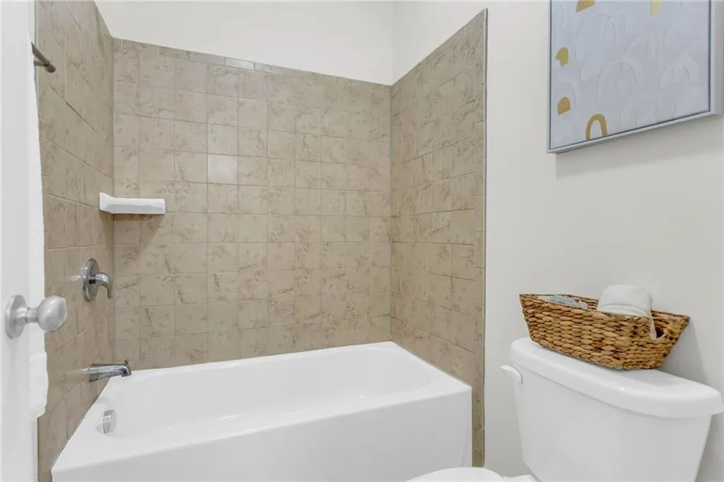 980 Bergeron Place, Atlanta, Georgia 30328, 4 Bedrooms Bedrooms, ,3 BathroomsBathrooms,Residential,Sold,980 Bergeron Place,7194930