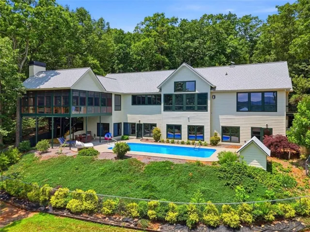 714 Clearview Drive, Talking Rock, Georgia 30175
