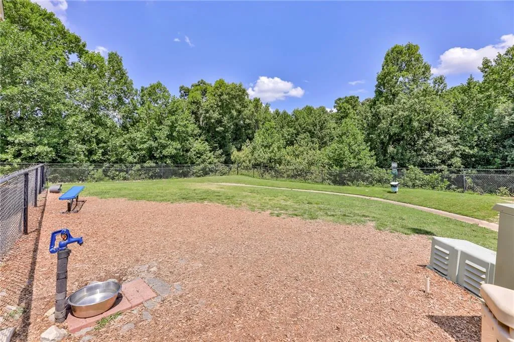 2003 Liberty Court Nw, Atlanta, Georgia 30318, 3 Bedrooms Bedrooms, ,3 BathroomsBathrooms,Residential,Sold,2003 Liberty Court Nw,6931112