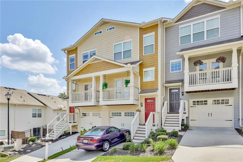 2003 Liberty Court Nw, Atlanta, Georgia 30318, 3 Bedrooms Bedrooms, ,3 BathroomsBathrooms,Residential,Sold,2003 Liberty Court Nw,6931112