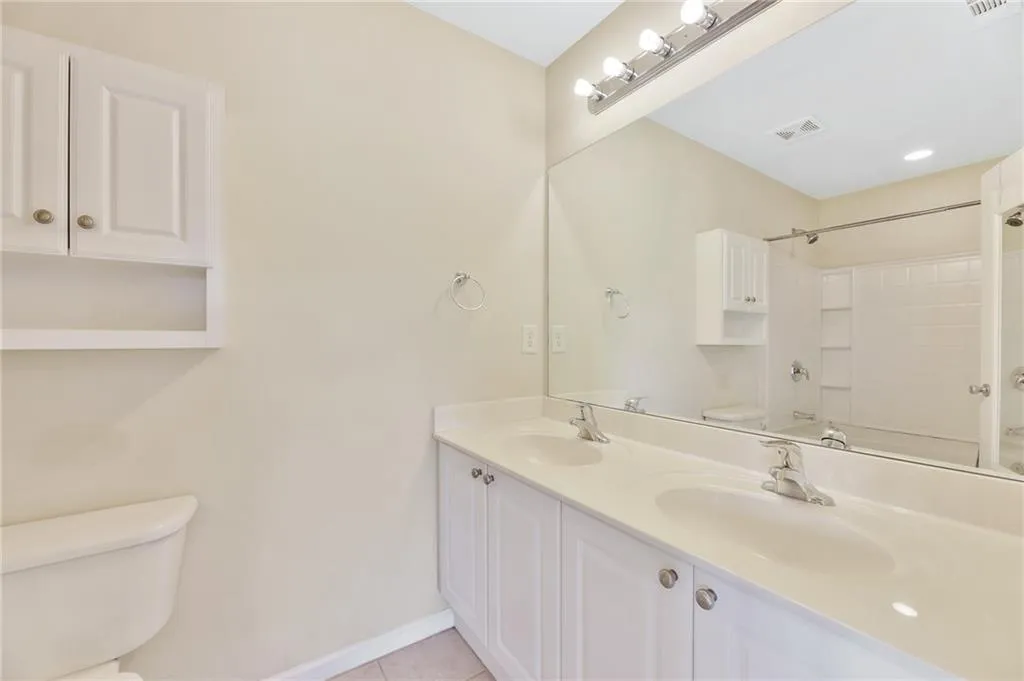 2003 Liberty Court Nw, Atlanta, Georgia 30318, 3 Bedrooms Bedrooms, ,3 BathroomsBathrooms,Residential,Sold,2003 Liberty Court Nw,6931112