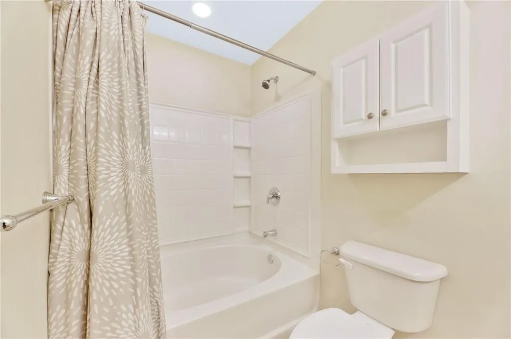 2003 Liberty Court Nw, Atlanta, Georgia 30318, 3 Bedrooms Bedrooms, ,3 BathroomsBathrooms,Residential,Sold,2003 Liberty Court Nw,6931112