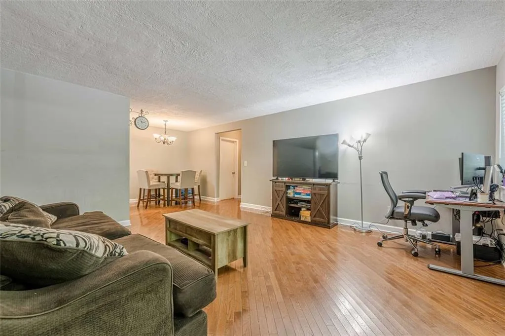 2015 Wingate Way, Atlanta, Georgia 30350, 2 Bedrooms Bedrooms, ,2 BathroomsBathrooms,Residential,For Sale,2015 Wingate Way,7581789