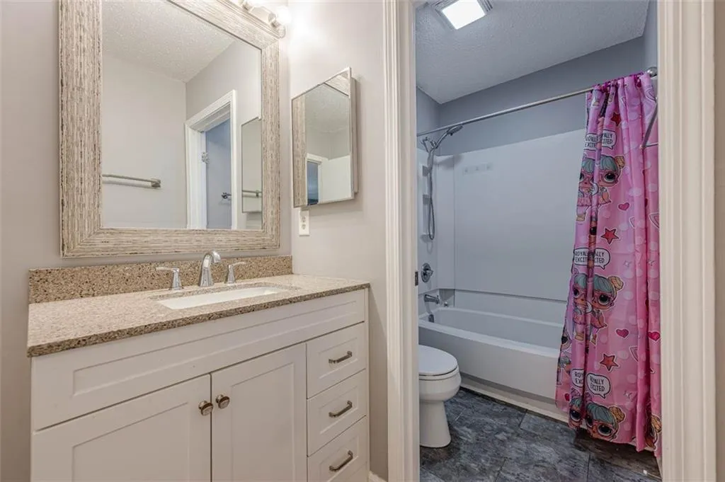 2015 Wingate Way, Atlanta, Georgia 30350, 2 Bedrooms Bedrooms, ,2 BathroomsBathrooms,Residential,For Sale,2015 Wingate Way,7581789