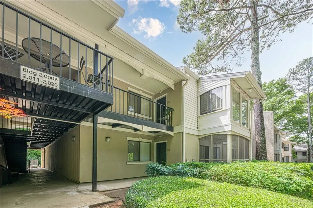 2015 Wingate Way, Atlanta, Georgia 30350, 2 Bedrooms Bedrooms, ,2 BathroomsBathrooms,Residential,For Sale,2015 Wingate Way,7581789