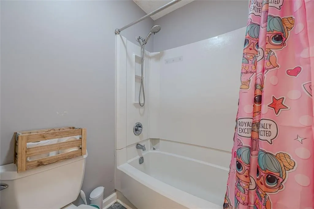 2015 Wingate Way, Atlanta, Georgia 30350, 2 Bedrooms Bedrooms, ,2 BathroomsBathrooms,Residential,For Sale,2015 Wingate Way,7581789