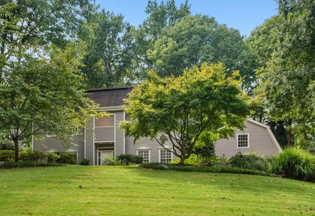7455 Old Maine Trail, Sandy Springs, Georgia 30328, 4 Bedrooms Bedrooms, ,3 BathroomsBathrooms,Residential,Sold,7455 Old Maine Trail,6689949
