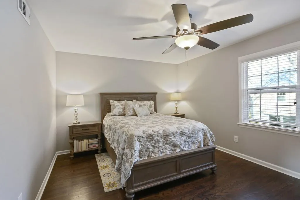 6700 Roswell Road Unit 20b, Sandy Springs, Georgia 30328, 2 Bedrooms Bedrooms, ,1 BathroomBathrooms,Residential,Sold,6700 Roswell Road Unit 20b,6524802