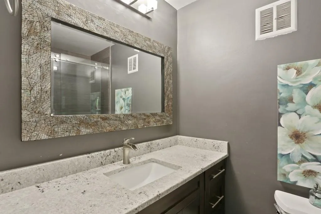 6700 Roswell Road Unit 20b, Sandy Springs, Georgia 30328, 2 Bedrooms Bedrooms, ,1 BathroomBathrooms,Residential,Sold,6700 Roswell Road Unit 20b,6524802