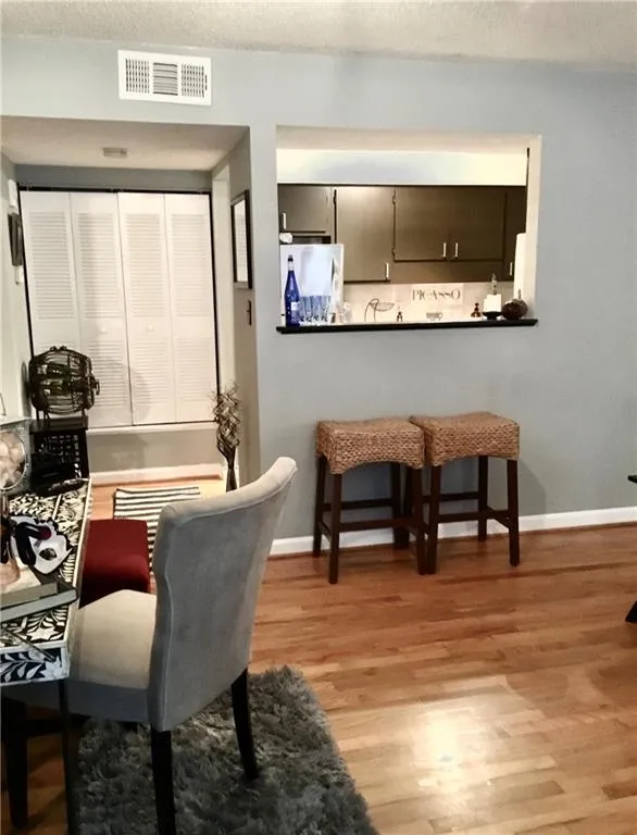 2006 Wingate Way, Sandy Springs, Georgia 30350, 1 Bedroom Bedrooms, ,1 BathroomBathrooms,Residential,Sold,2006 Wingate Way,6690388