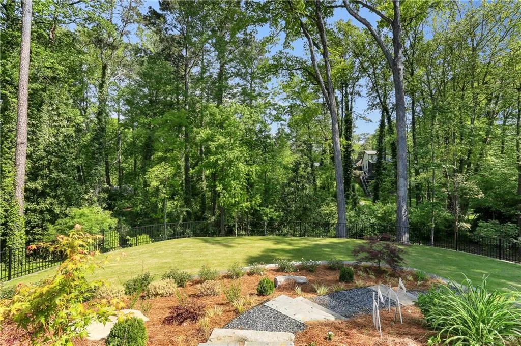 340 Riverhill Drive, Atlanta, Georgia 30328, 4 Bedrooms Bedrooms, ,3 BathroomsBathrooms,Residential,Sold,340 Riverhill Drive,6876511