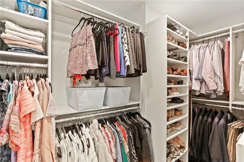 340 Riverhill Drive, Atlanta, Georgia 30328, 4 Bedrooms Bedrooms, ,3 BathroomsBathrooms,Residential,Sold,340 Riverhill Drive,6876511