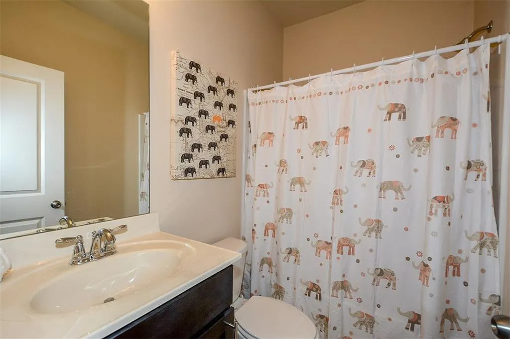 7585 Highland Bluff, Atlanta, Georgia 30328, 3 Bedrooms Bedrooms, ,3 BathroomsBathrooms,Residential,Sold,7585 Highland Bluff,5801489