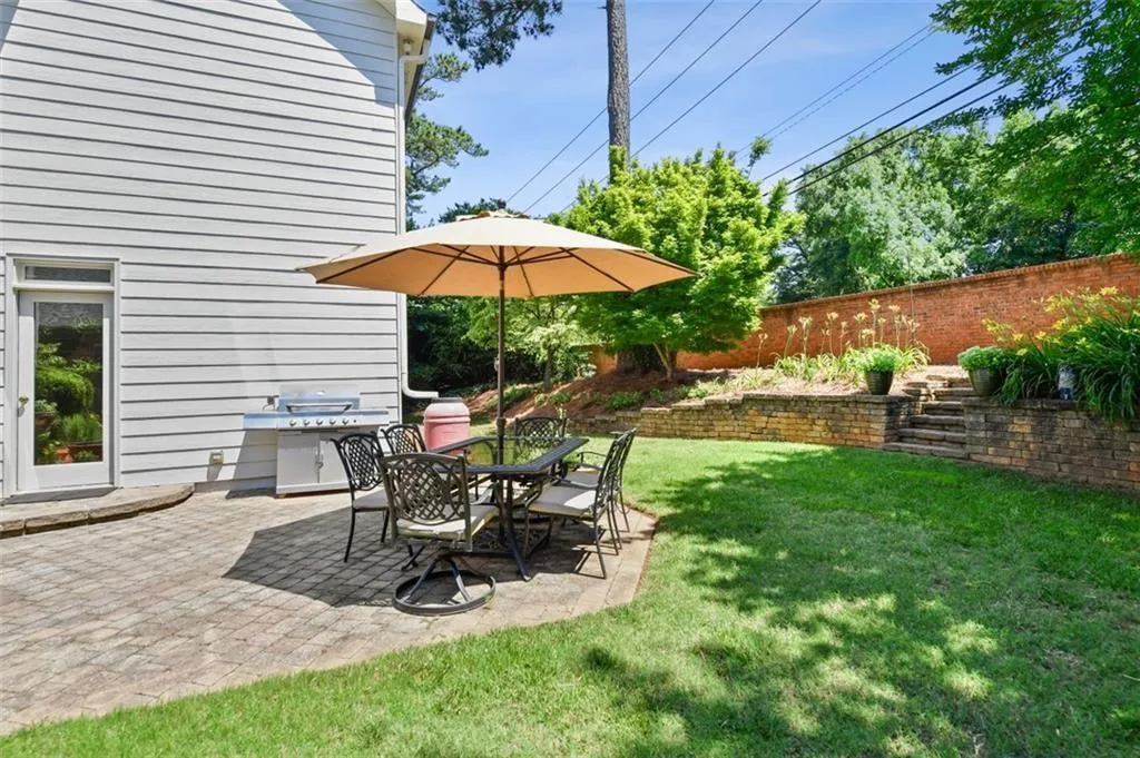 730 Hunting View Point, Atlanta, Georgia 30328, 4 Bedrooms Bedrooms, ,3 BathroomsBathrooms,Residential,For Sale,730 Hunting View Point,7697008