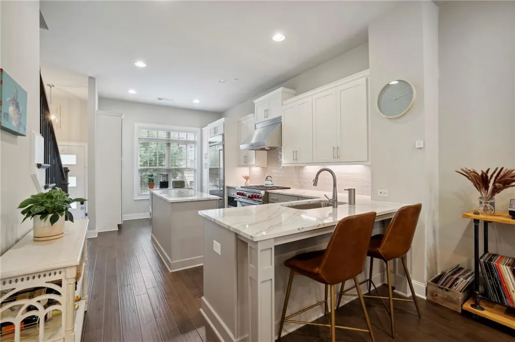 4333 Parkside Place, Atlanta, Georgia 30342, 2 Bedrooms Bedrooms, ,2 BathroomsBathrooms,Residential,Sold,4333 Parkside Place,7232068
