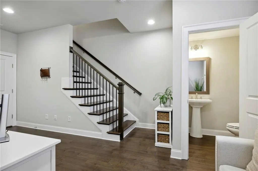 4333 Parkside Place, Atlanta, Georgia 30342, 2 Bedrooms Bedrooms, ,2 BathroomsBathrooms,Residential,Sold,4333 Parkside Place,7232068