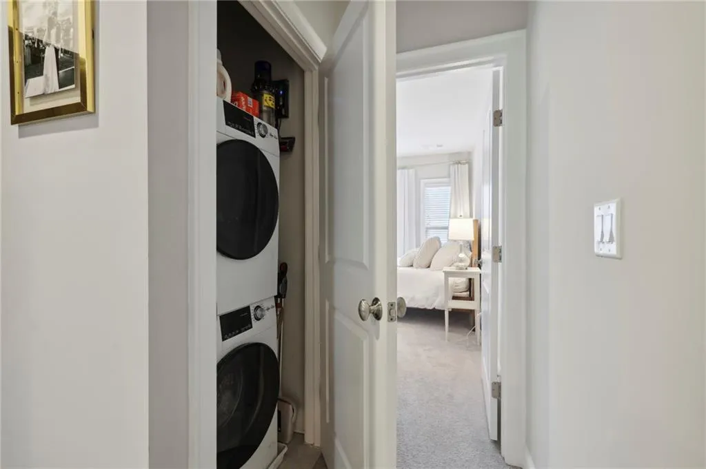 4333 Parkside Place, Atlanta, Georgia 30342, 2 Bedrooms Bedrooms, ,2 BathroomsBathrooms,Residential,Sold,4333 Parkside Place,7232068