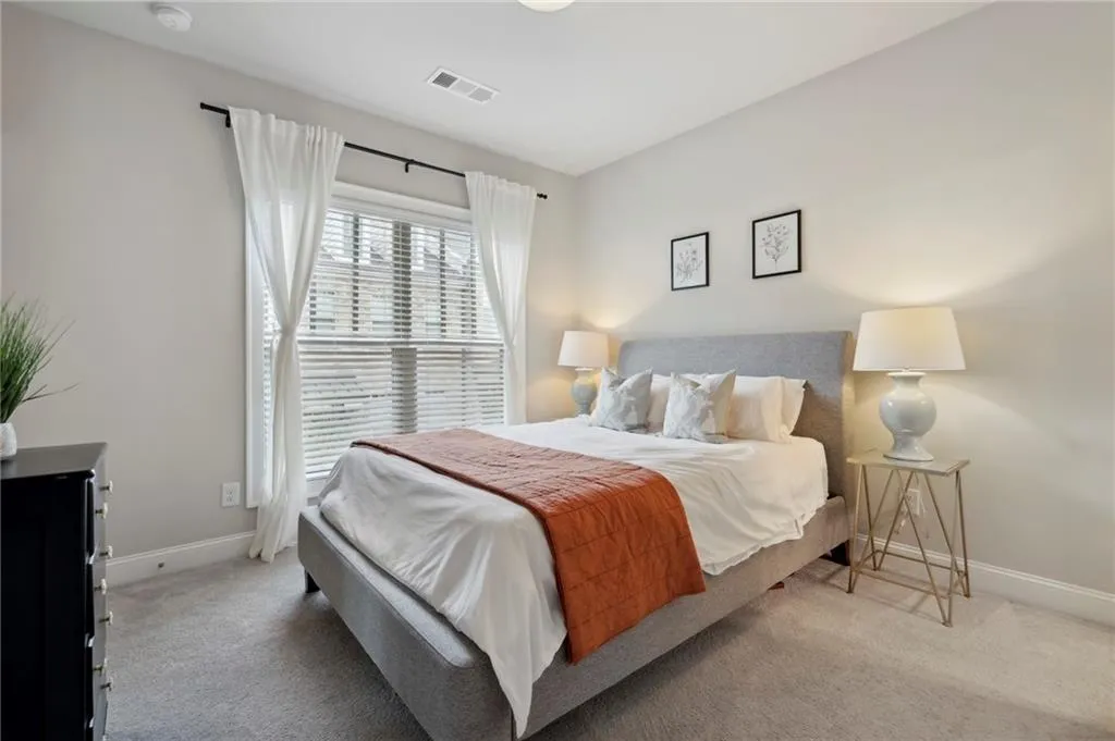 4333 Parkside Place, Atlanta, Georgia 30342, 2 Bedrooms Bedrooms, ,2 BathroomsBathrooms,Residential,Sold,4333 Parkside Place,7232068