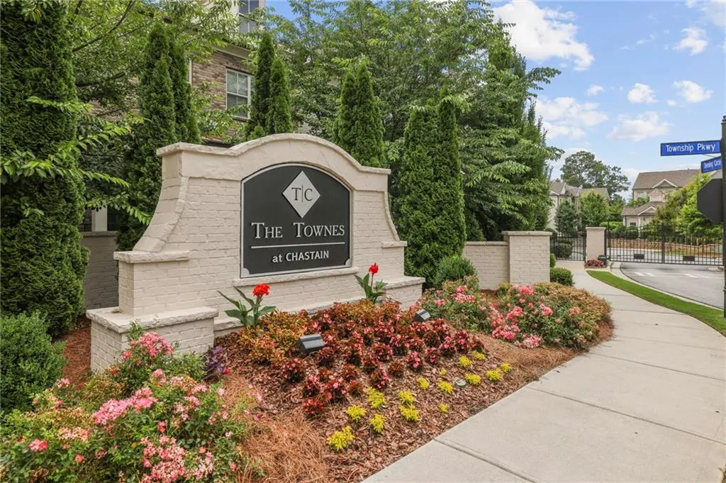 4333 Parkside Place, Atlanta, Georgia 30342, 2 Bedrooms Bedrooms, ,2 BathroomsBathrooms,Residential,Sold,4333 Parkside Place,7232068