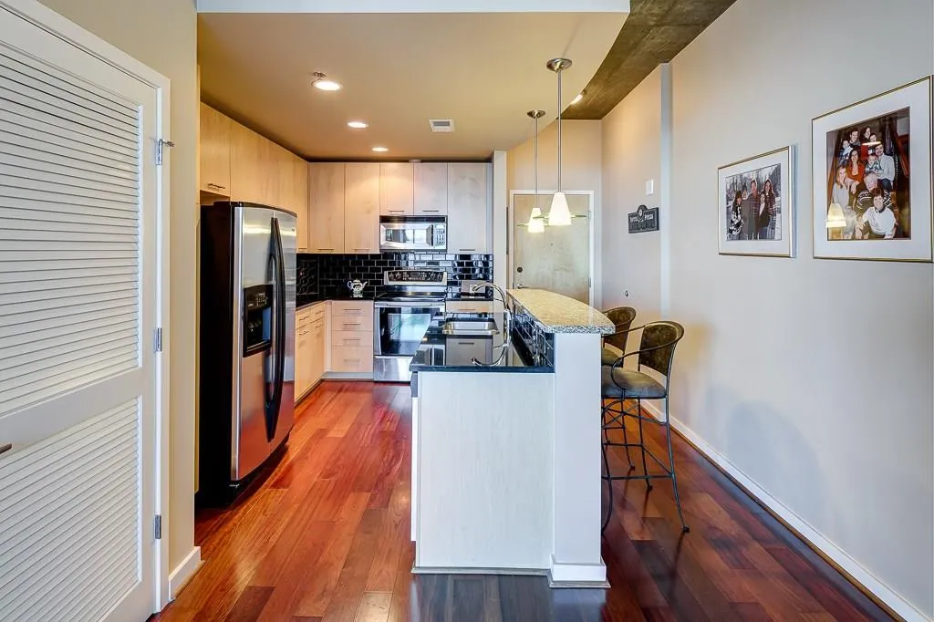 3324 Peachtree Road Ne Unit 2311, Atlanta, Georgia 30326, 1 Bedroom Bedrooms, ,1 BathroomBathrooms,Residential,Sold,3324 Peachtree Road Ne Unit 2311,5697594