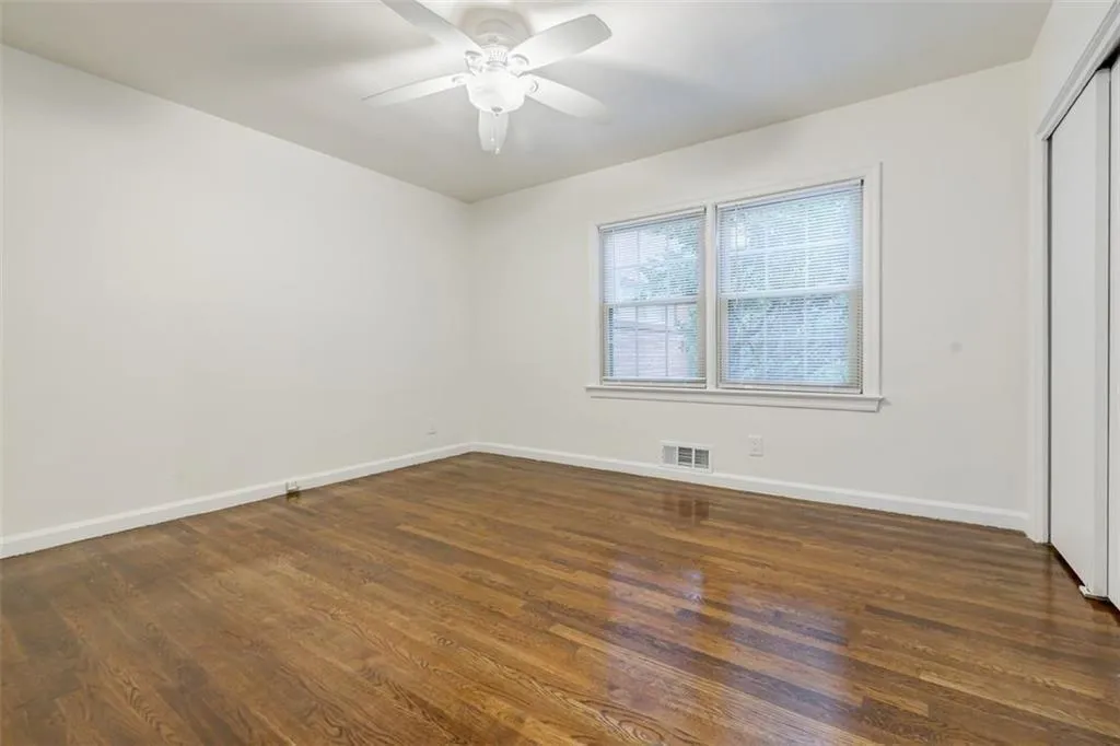 425 Ne Lindbergh Drive Unit G1, Atlanta, Georgia 30305, 2 Bedrooms Bedrooms, ,1 BathroomBathrooms,Residential,For Sale,425 Ne Lindbergh Drive Unit G1,7611778