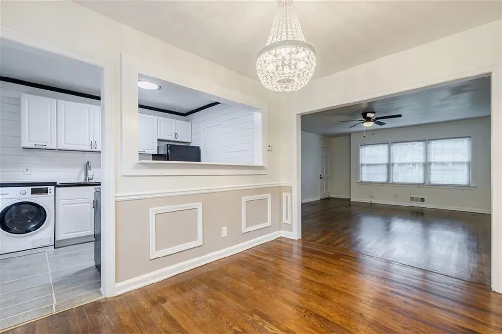 425 Ne Lindbergh Drive Unit G1, Atlanta, Georgia 30305, 2 Bedrooms Bedrooms, ,1 BathroomBathrooms,Residential,For Sale,425 Ne Lindbergh Drive Unit G1,7611778
