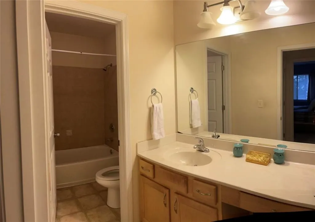 4008 Wingate Way, Atlanta, Georgia 30350, 1 Bedroom Bedrooms, ,1 BathroomBathrooms,Residential,Sold,4008 Wingate Way,6995872