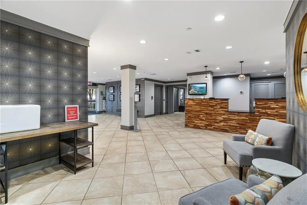 Welcome area with recessed lighting