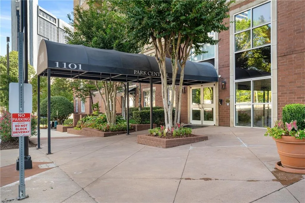1101 Juniper Unit 926, Atlanta, Georgia 30309, 1 Bedroom Bedrooms, ,1 BathroomBathrooms,Residential,For Sale,1101 Juniper Unit 926,7623572