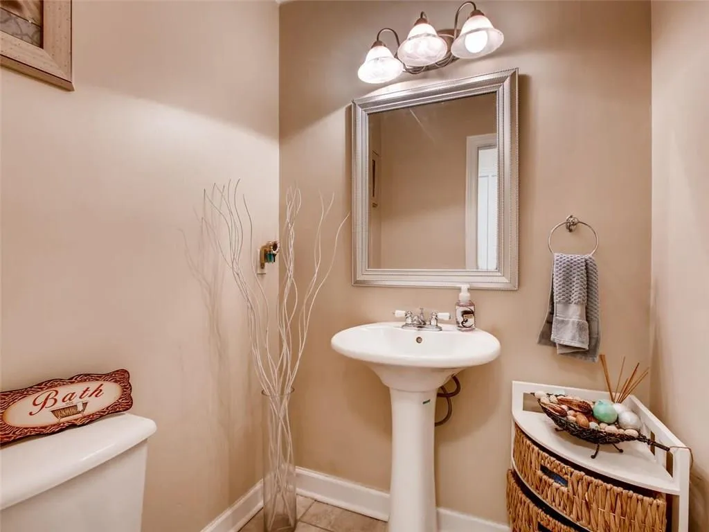 117 Mount Vernon Circle, Atlanta, Georgia 30338, 2 Bedrooms Bedrooms, ,2 BathroomsBathrooms,Residential,Sold,117 Mount Vernon Circle,6023178