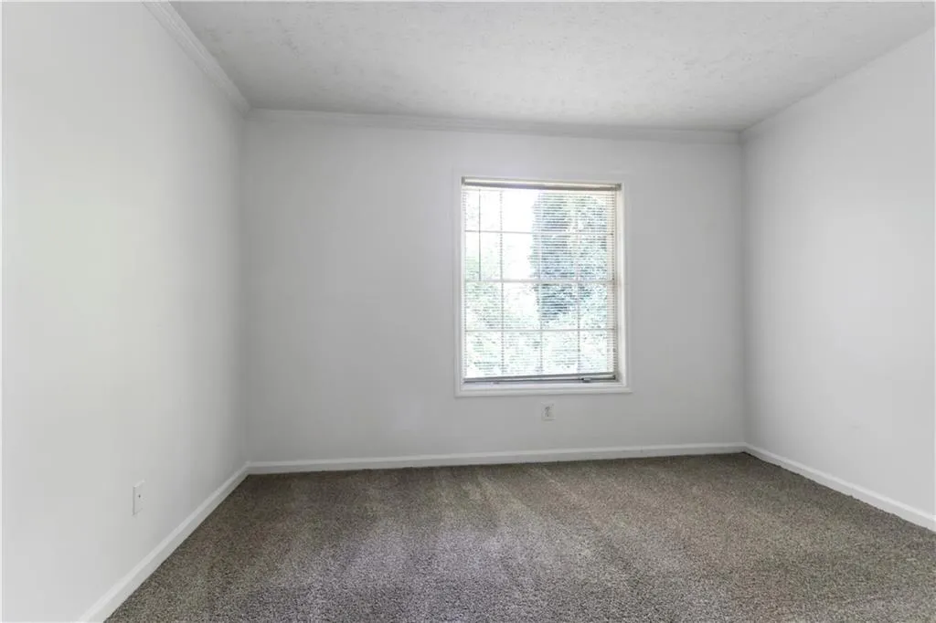 725 Dalrymple Road Unit 4f, Sandy Springs, Georgia 30328, 3 Bedrooms Bedrooms, ,2 BathroomsBathrooms,Residential,Sold,725 Dalrymple Road Unit 4f,6952563