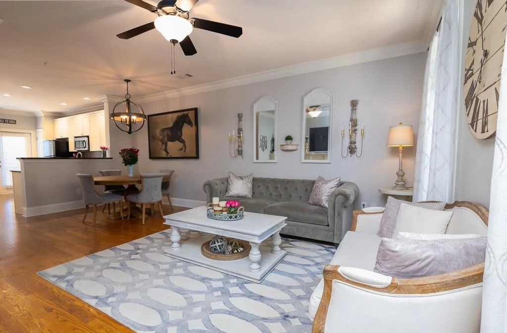 855 Perennial Drive Unit 101, Atlanta, Georgia 30328, 2 Bedrooms Bedrooms, ,2 BathroomsBathrooms,Residential,Sold,855 Perennial Drive Unit 101,6846575