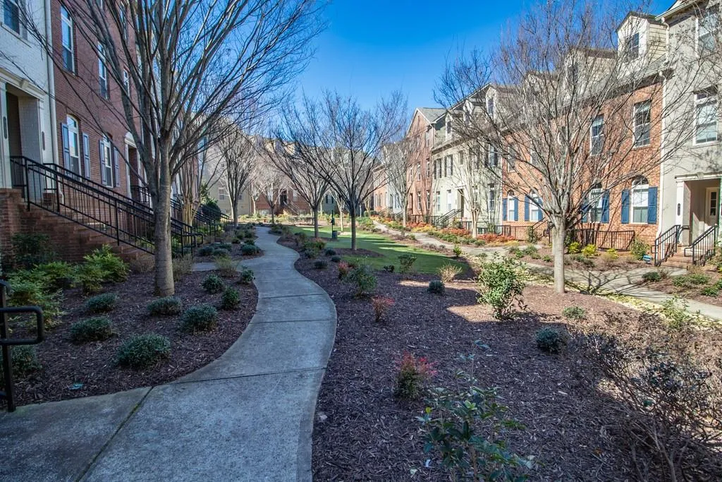 855 Perennial Drive Unit 101, Atlanta, Georgia 30328, 2 Bedrooms Bedrooms, ,2 BathroomsBathrooms,Residential,Sold,855 Perennial Drive Unit 101,6846575