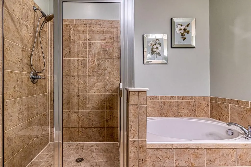 855 Perennial Drive Unit 101, Atlanta, Georgia 30328, 2 Bedrooms Bedrooms, ,2 BathroomsBathrooms,Residential,Sold,855 Perennial Drive Unit 101,6846575