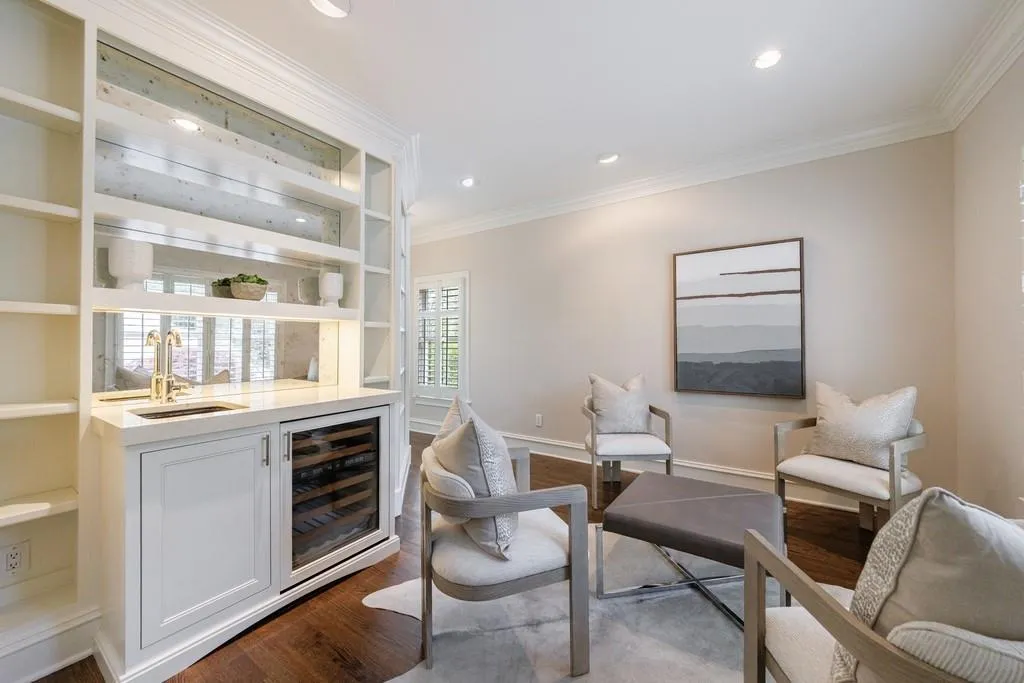 460 Laurel Chase Court, Atlanta, Georgia 30327, 5 Bedrooms Bedrooms, ,4 BathroomsBathrooms,Residential,Sold,460 Laurel Chase Court,7552077
