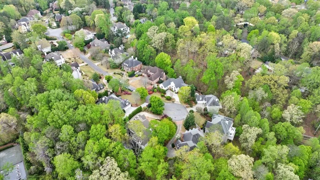 460 Laurel Chase Court, Atlanta, Georgia 30327, 5 Bedrooms Bedrooms, ,4 BathroomsBathrooms,Residential,Sold,460 Laurel Chase Court,7552077