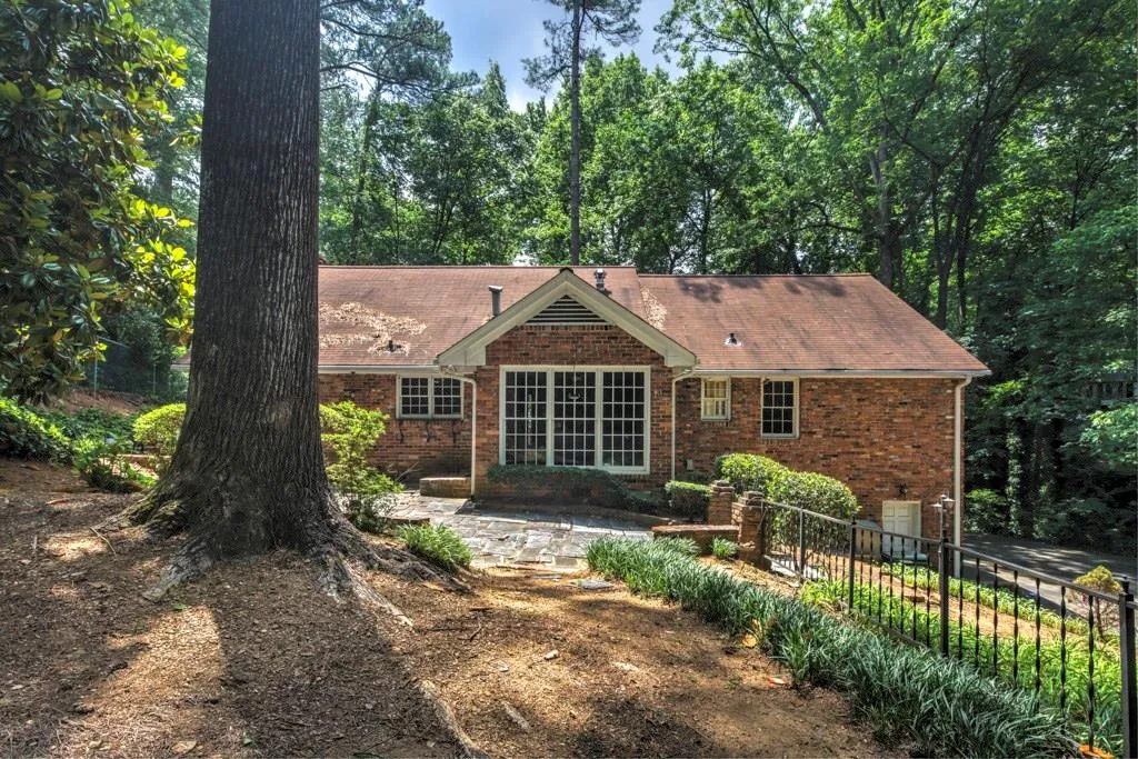 4540 Club Valley Drive Ne, Atlanta, Georgia 30319, 3 Bedrooms Bedrooms, ,2 BathroomsBathrooms,Residential,Sold,4540 Club Valley Drive Ne,5853388 4540 Club Valley Drive Ne, Atlanta, Georgia 30319, 3 Bedrooms Bedrooms, ,2 BathroomsBathrooms,Residential,Sold,4540 Club Valley Drive Ne,5853388