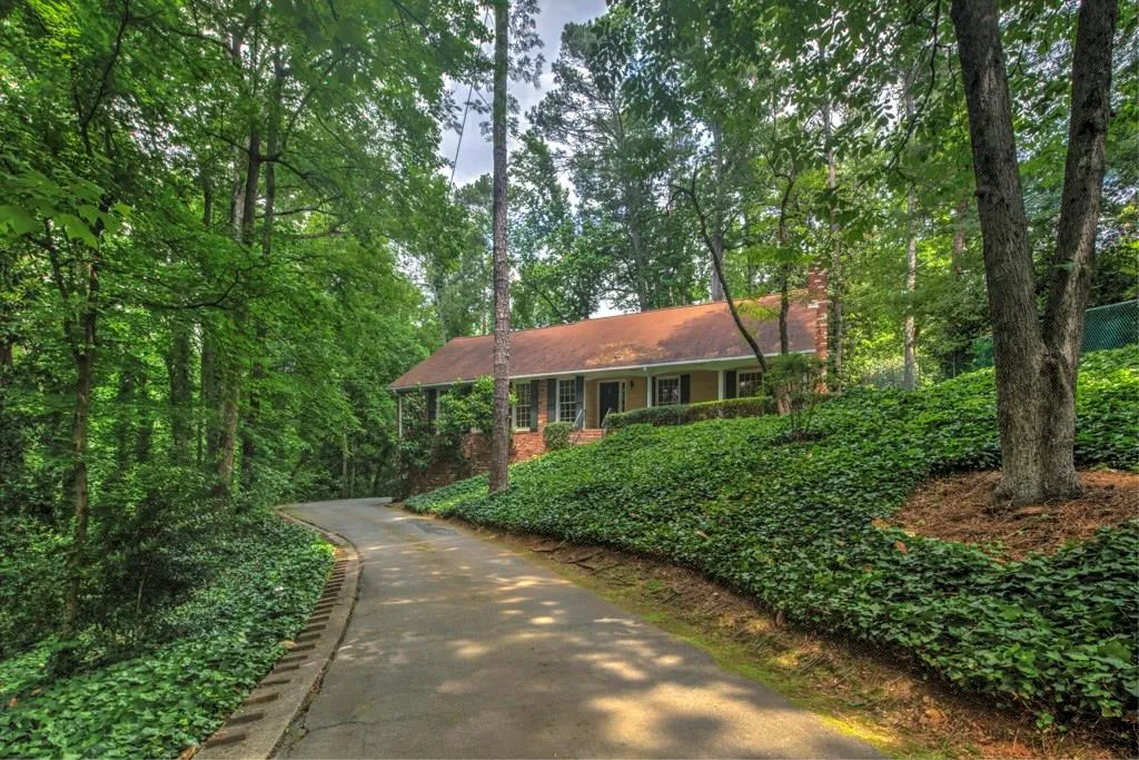 4540 Club Valley Drive Ne, Atlanta, Georgia 30319, 3 Bedrooms Bedrooms, ,2 BathroomsBathrooms,Residential,Sold,4540 Club Valley Drive Ne,5853388 4540 Club Valley Drive Ne, Atlanta, Georgia 30319, 3 Bedrooms Bedrooms, ,2 BathroomsBathrooms,Residential,Sold,4540 Club Valley Drive Ne,5853388