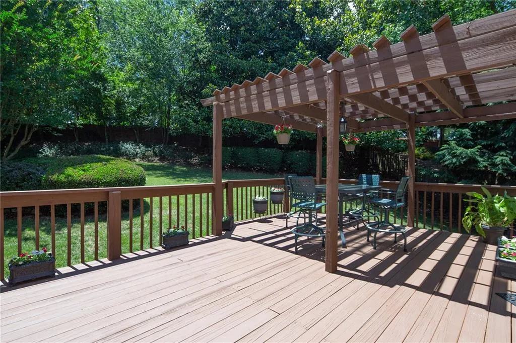 120 Chelveston Place, Sandy Springs, Georgia 30350, 5 Bedrooms Bedrooms, ,4 BathroomsBathrooms,Residential,Sold,120 Chelveston Place,6897782