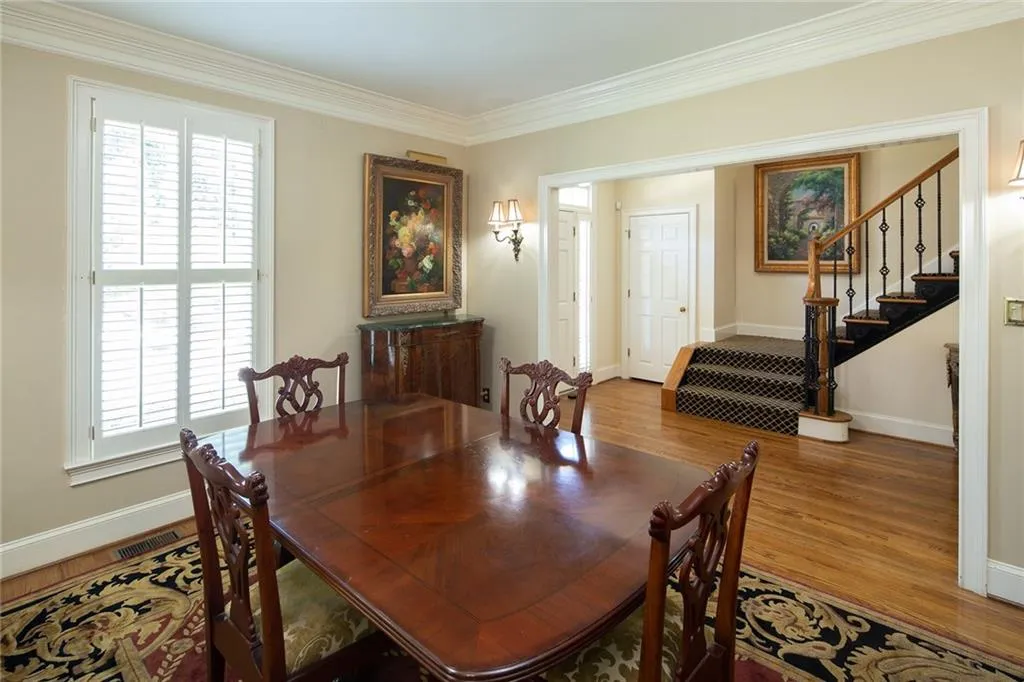 120 Chelveston Place, Sandy Springs, Georgia 30350, 5 Bedrooms Bedrooms, ,4 BathroomsBathrooms,Residential,Sold,120 Chelveston Place,6897782